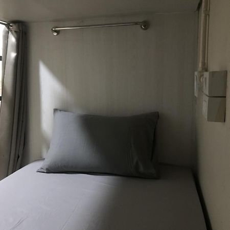 Bed Bike Hostel Чиангмай Экстерьер фото